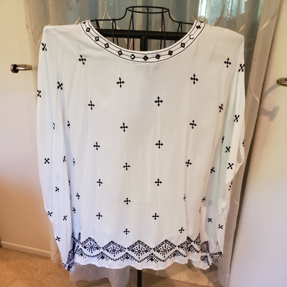 Lane Bryant Embroidered Tunic - Picture 2 of 5